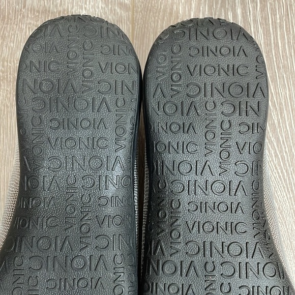 Vionic Orthoheel Alda Pewter Leather Reptile Slip On Loafers Chain 8.5W - Picture 13 of 15